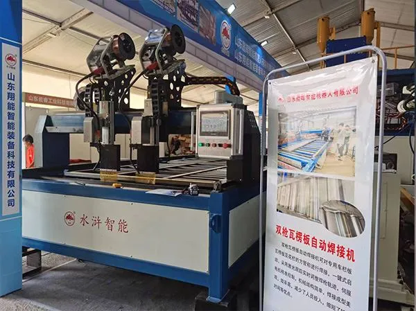 Çift Silahlı Oluklu Mukavva Otomatik Kaynak Makinesi